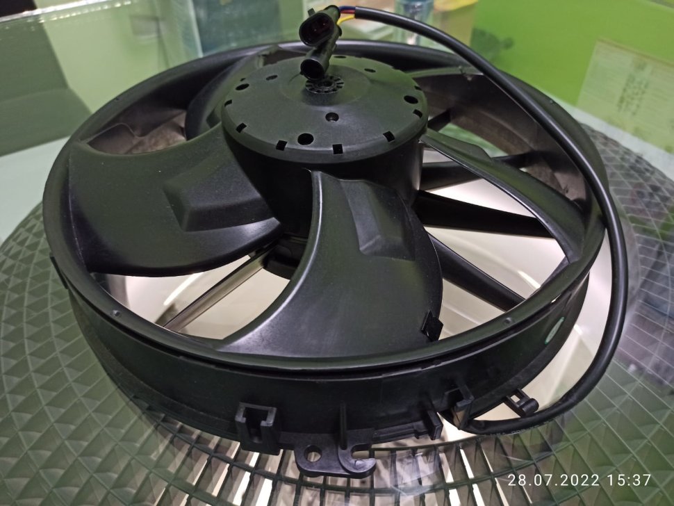 Вентилятор ВентЭл LFT(w)-3G-300-v5 осевой